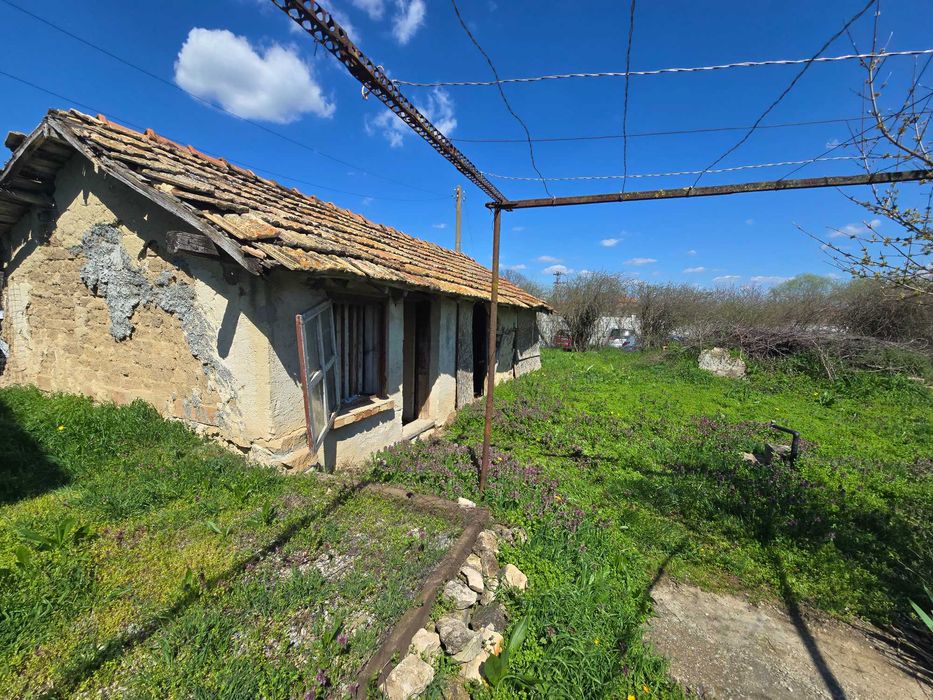 Продава се Къща в с. Златна нива, Област Шумен - 154 кв.м за 475 €/кв.м - Снимка #23