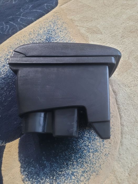 Подлокотники в отличном состоянии