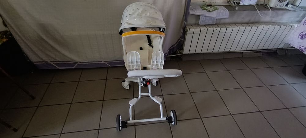Căruț de bebelus