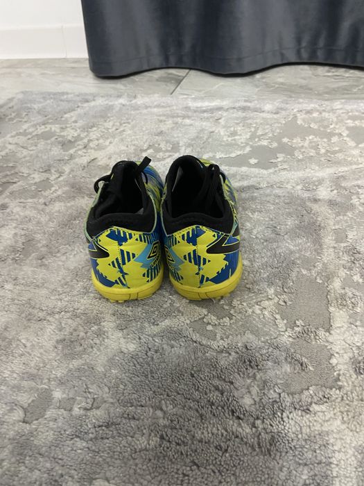 Ghete sintetic umbro marimea 32