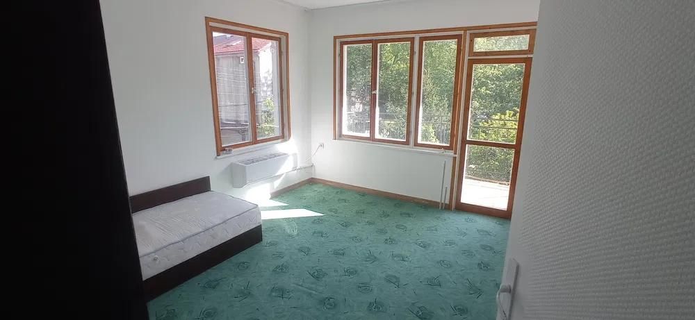 Дава се под наем Етаж от къща в София, Разсадника - 137 кв.м за 650 € - Снимка #7