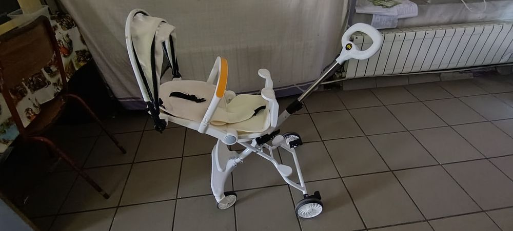 Căruț de bebelus