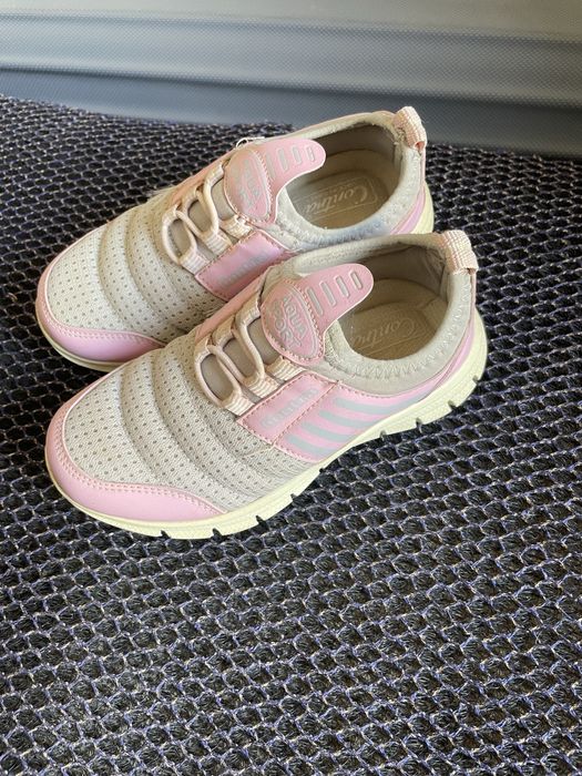 Продам одежду и обувь на девочку!