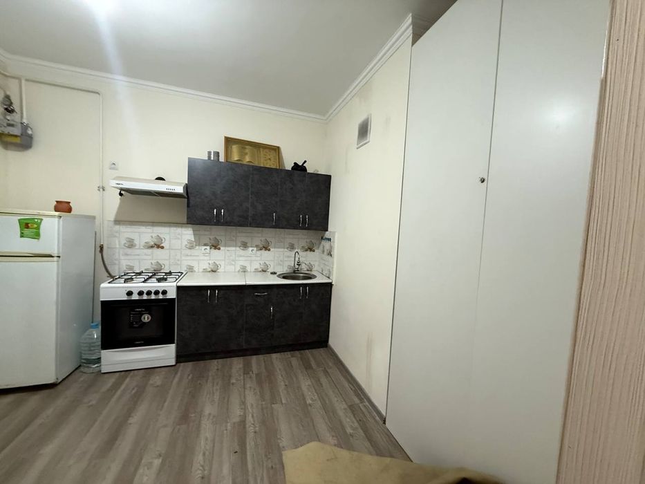 Motred qorasuv 2 da 2 xonali kivartera sotiladi.