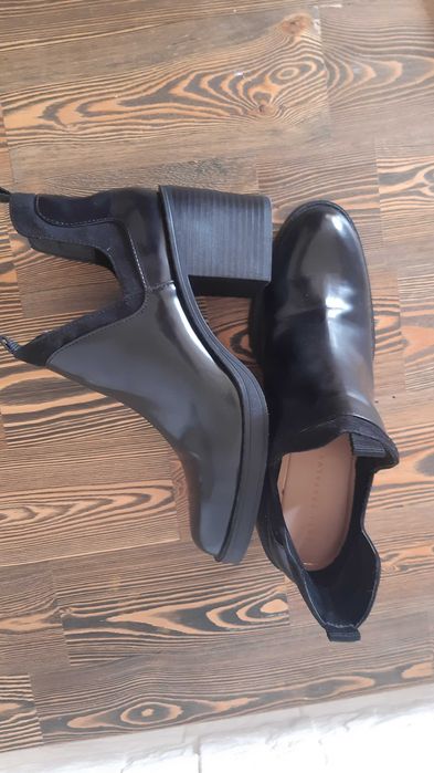 Женская обувь, 37 размер Zara