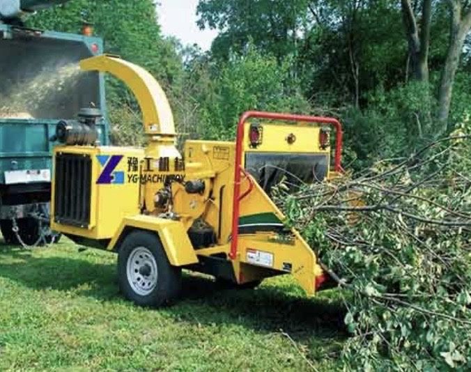 Дробилка за клони и храсти