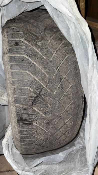 Продам баллоны R19 255/50