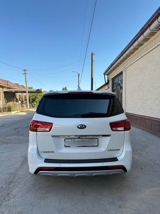 Kia carnival 2016 yil 2.2 turbo dizel лимузин