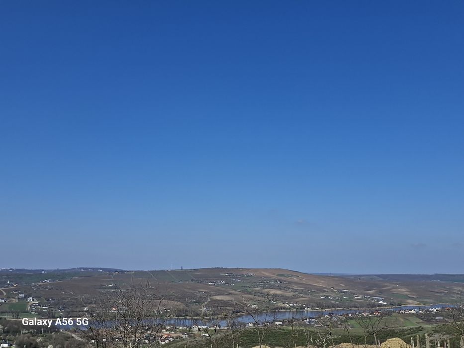 Teren Aroneanu 1000 mp | Vedere lac + oraș | Intravilan
