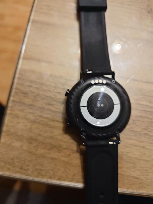 Комплект смарт часовници