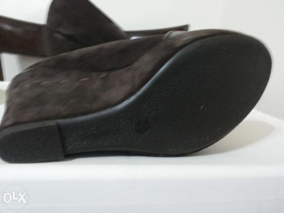 Vand pantofi din piele intoarsa naturala