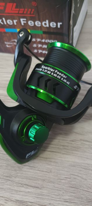 SET 2 Feedere FL Aqua Feeder 3.60 + 2 Mulinete FL Sparkler 5000