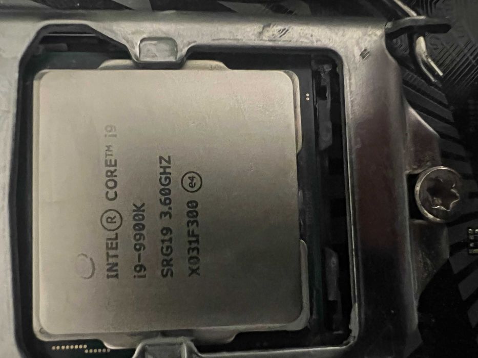 Placa baza Asus Z370-P + Intel Core i9-9900k + 32GB RAM DDR4 3200MHz