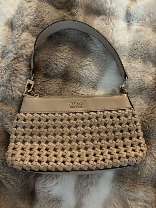 Дамска Чанта Guess