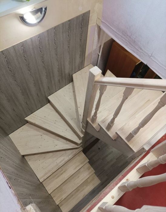 Деревянная лестница Производство Россия