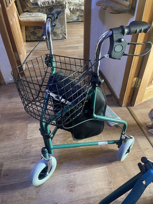 Ходунки на колесах