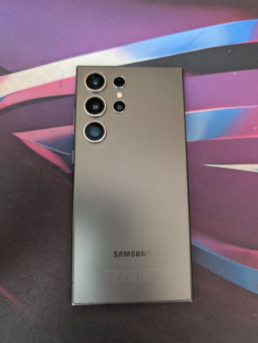 Продается Samsung S24 Ultra 256 gb