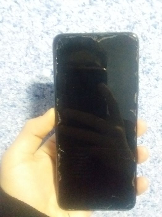 OPPO A 15 xolati zor