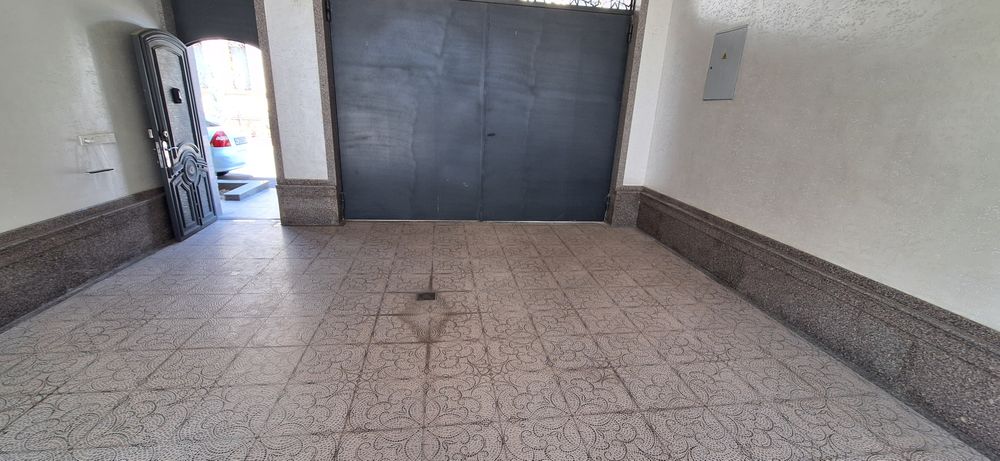 Bruschatka kafel yuvish xizmati