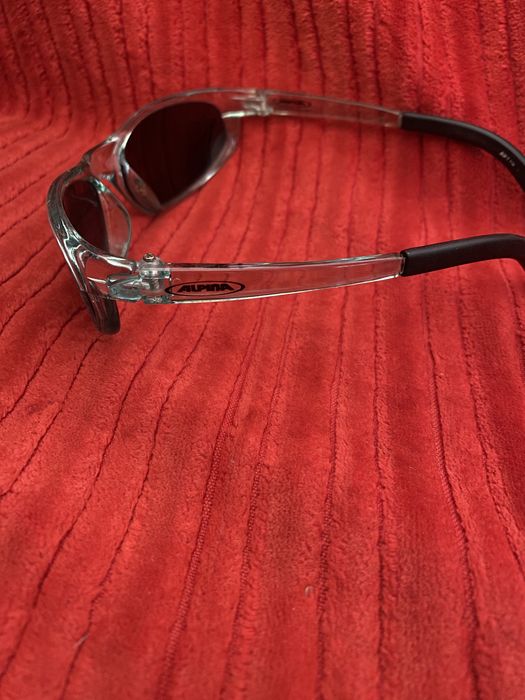 Ceasuri noi;  Ochelari de soare copii UV , Polaroid