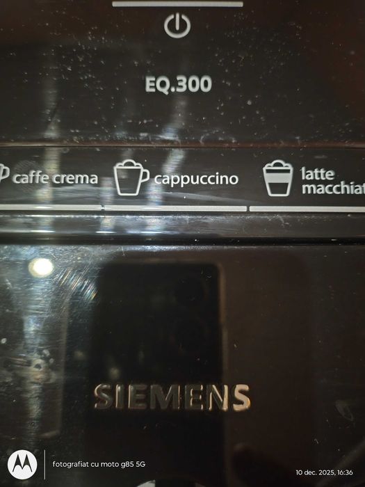 Expresor cafea Siemens EQ.300 in perfecta stare de functionare.