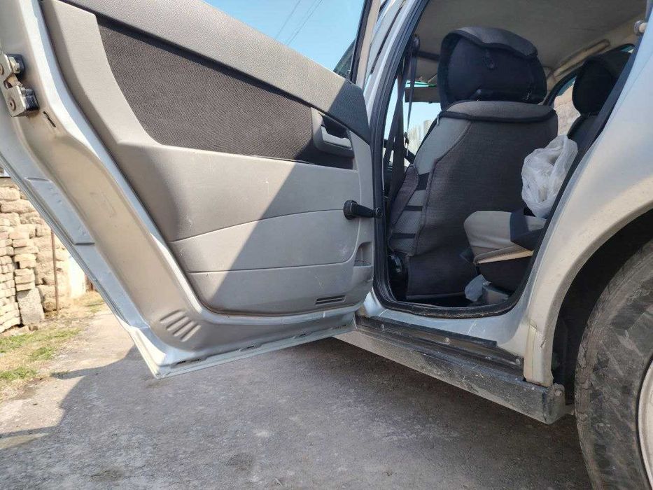 Лада Приора продаётся.