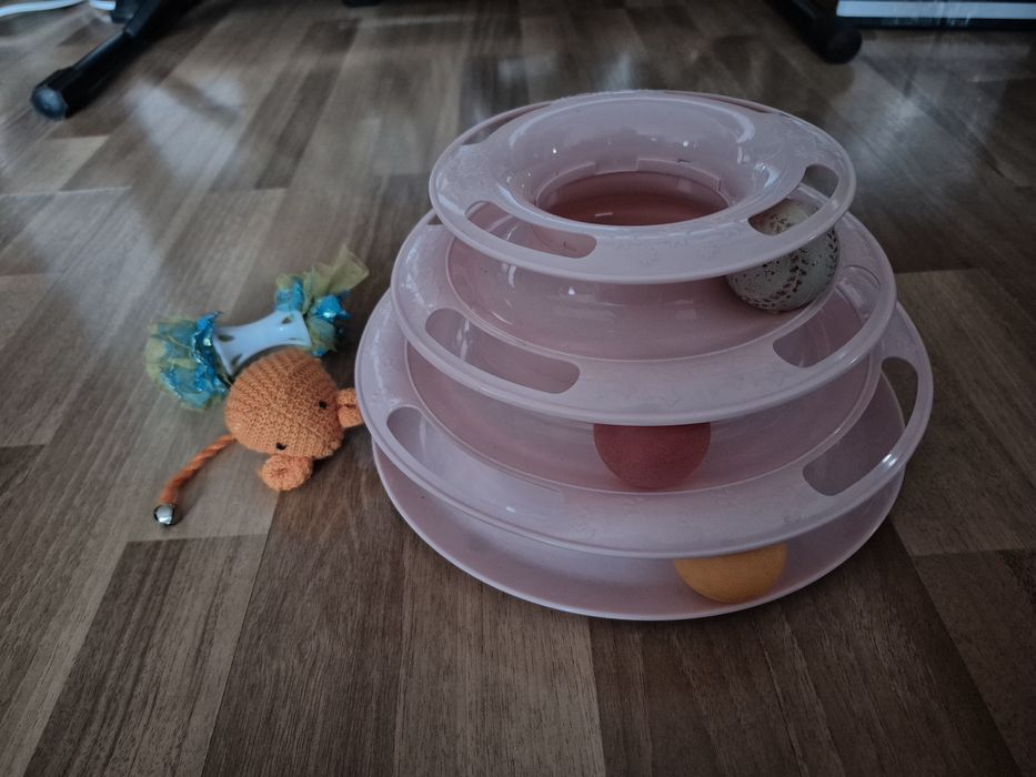 Jucarie/jucarii pentru pisica