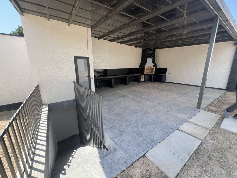 Продаеться загородный дом(дача), 5 соток, евроремонт, абсолютно новый