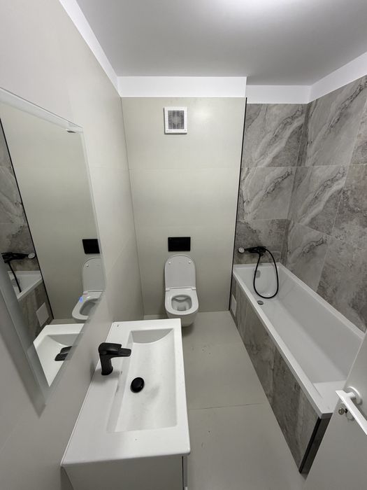 Inchiriez apartament Bucegi nr.12