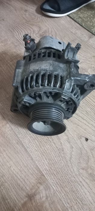 Продам генератор на тайоту любой  марки