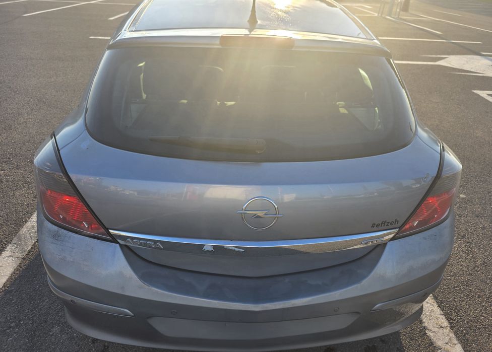 Opel Astra H GTC 2006