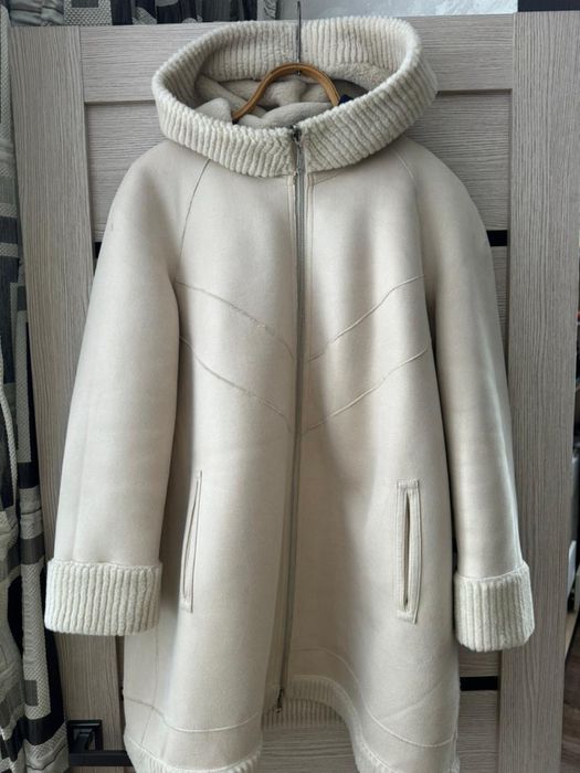 Продаю дубленку женскую