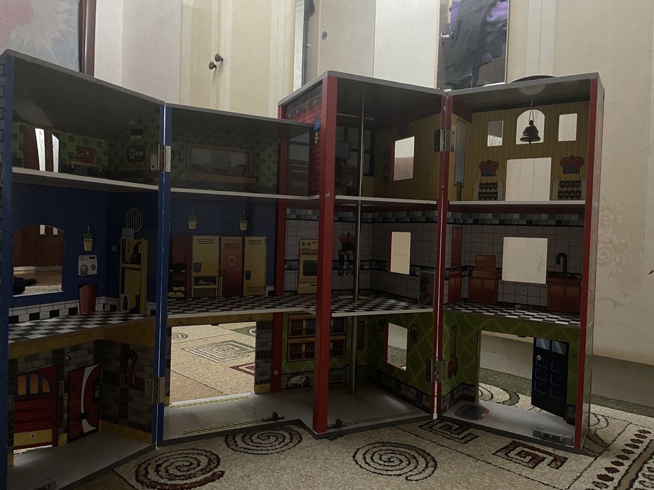 Игрушечный домик