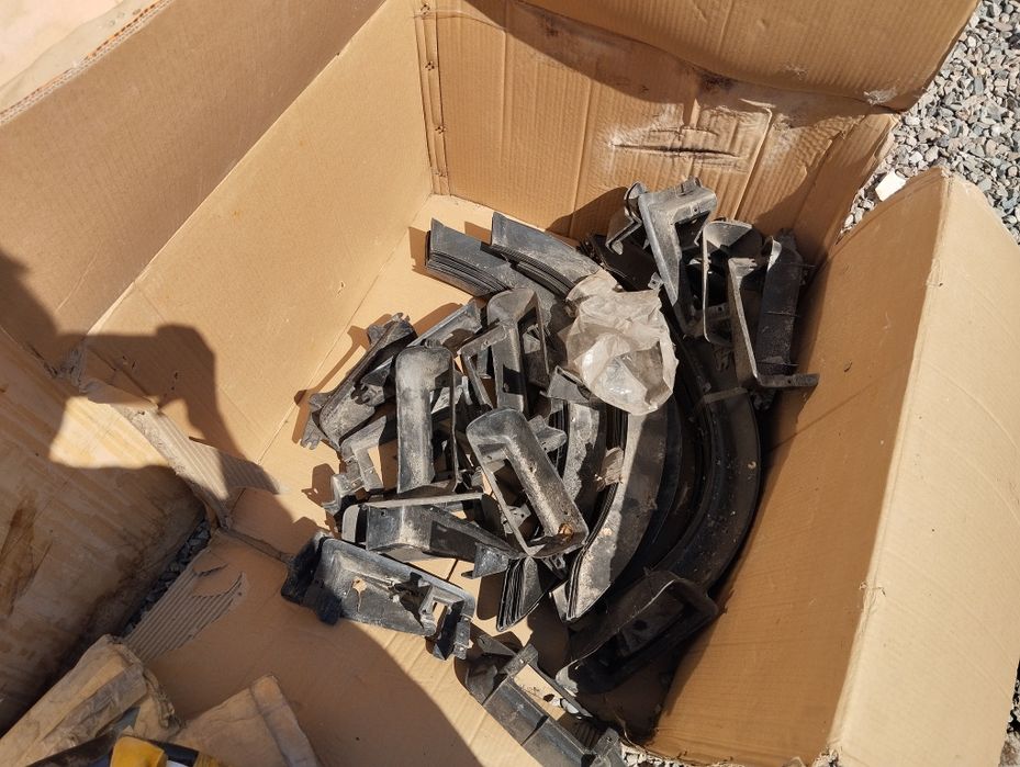 Пластик на жигули