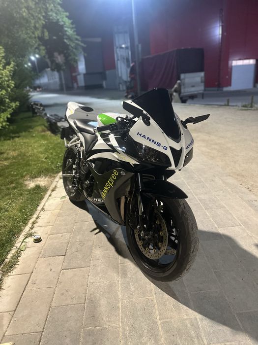 Vand Honda cbr 600RR -2009 -Hannspree de fabrica