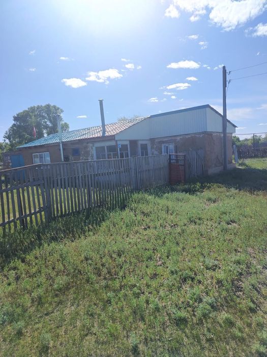 Времянка с большим учаском.