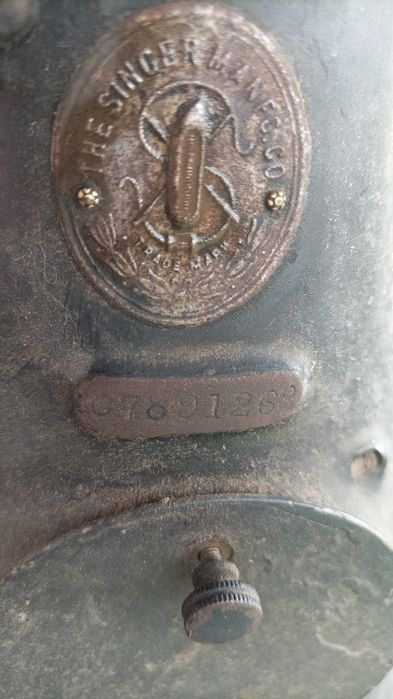 Masina de cusut Singer TradeMark