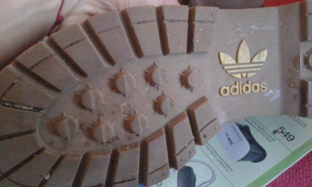 Боти Адидас и ботушки 34 и 35 номер