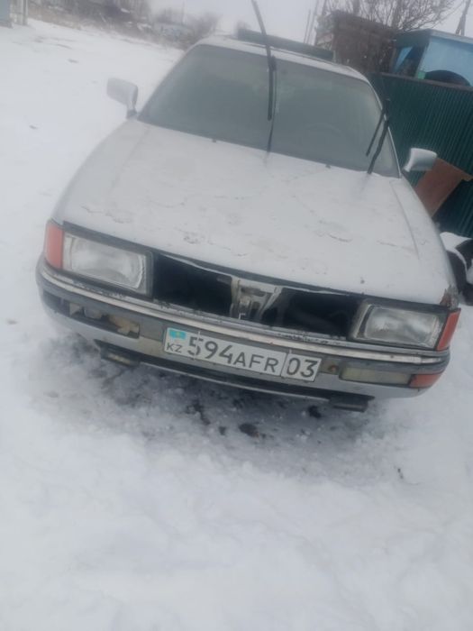 Продам срочно машину audi 80