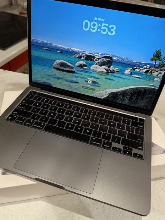 Macbook pro 13 m1
