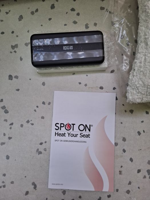 Spot On Fuzzy безжична нагревателна възглавница от мемори пяна  40x40