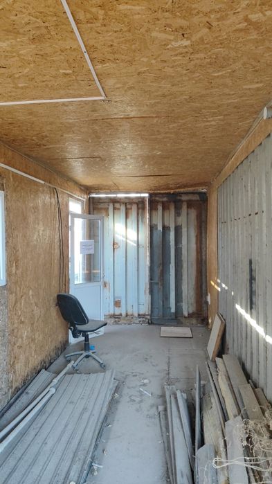 Продам Марской и жд контейнер