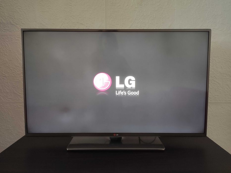 TV LG 3D Pasiv LG 42LB650V 120Hz 42" 107 CM Functional Dar CU PROBLEME