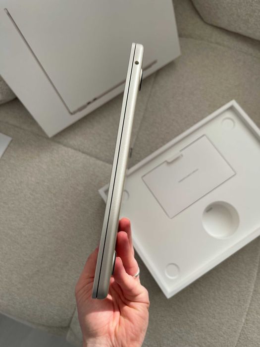 Apple MacBook Air 13.6" | M2 | 8GB RAM | 256GB SSD | Ca Nou