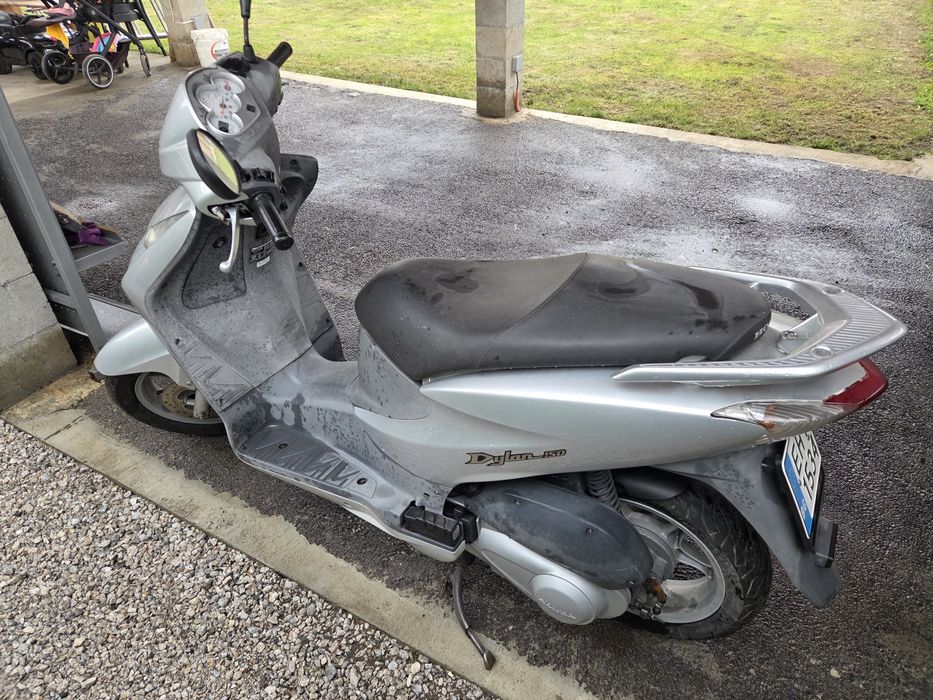 Хонда Дилан 150cc