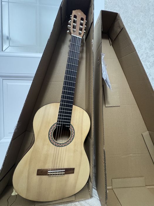 Гитара классическая yamaha С40