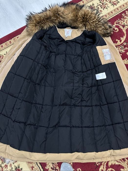 Әйелдер қысқы курткасы сатылады