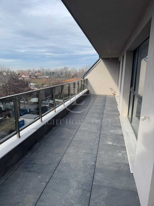 Продава се Тристаен апартамент в Пловдив, Христо Смирненски - 148 кв.м за 803 €/кв.м - Снимка #10