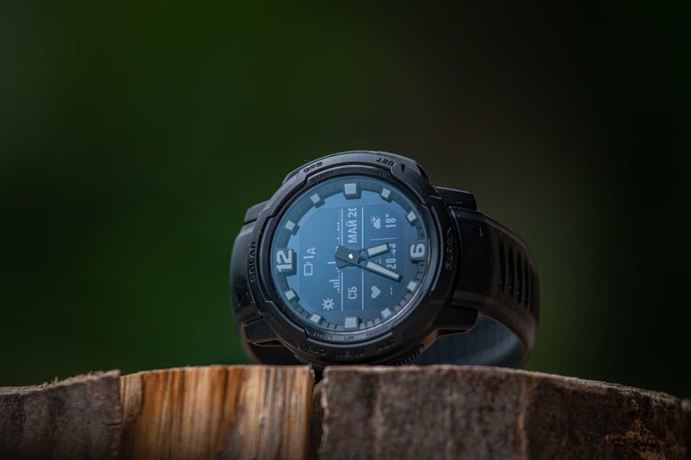 Garmin instinct crossover tactical