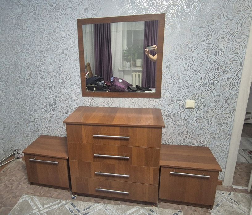 Продается комод комплектный